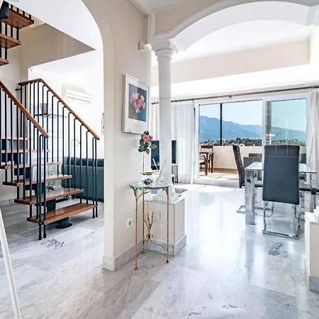 Апартаменты Spacious 2 Bedroom In Puerto Banus With A Private Terrace And Mountain Views *