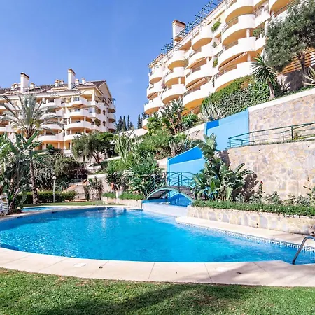 Spacious 2 Bedroom In Puerto Banus With A Private Terrace And Mountain Views * Марбелья