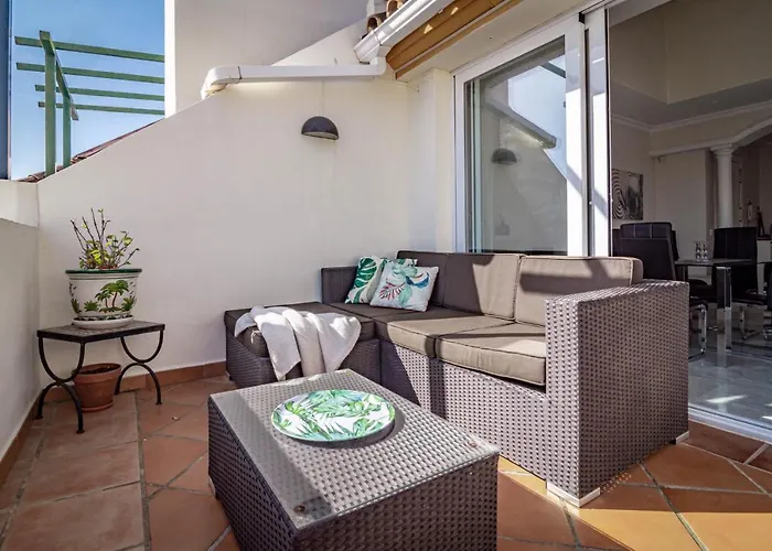 Spacious 2 Bedroom In Puerto Banus With A Private Terrace And Mountain Views * Marbella